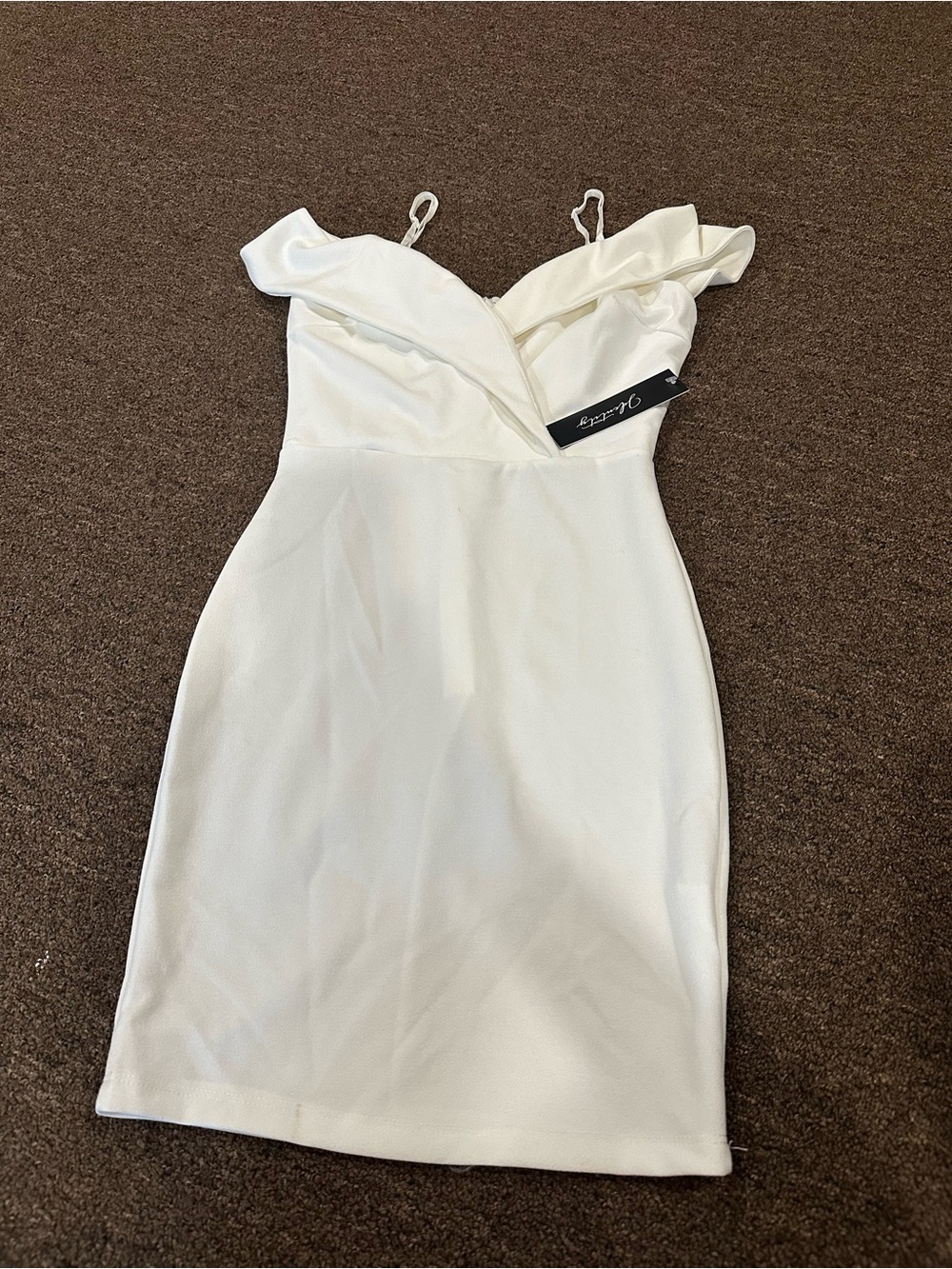 White Off-Shoulder Bodycon Dress